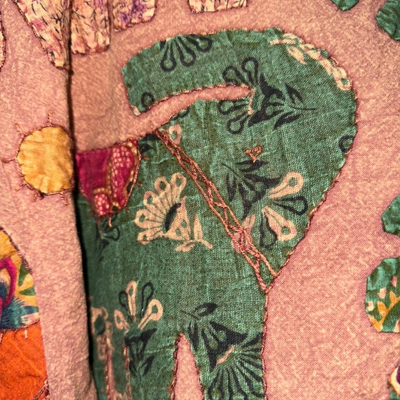 Rare Retro 20W Jacket Multi Color Elephant Theme Quilted Gorgeous - Picture 4 of 12
